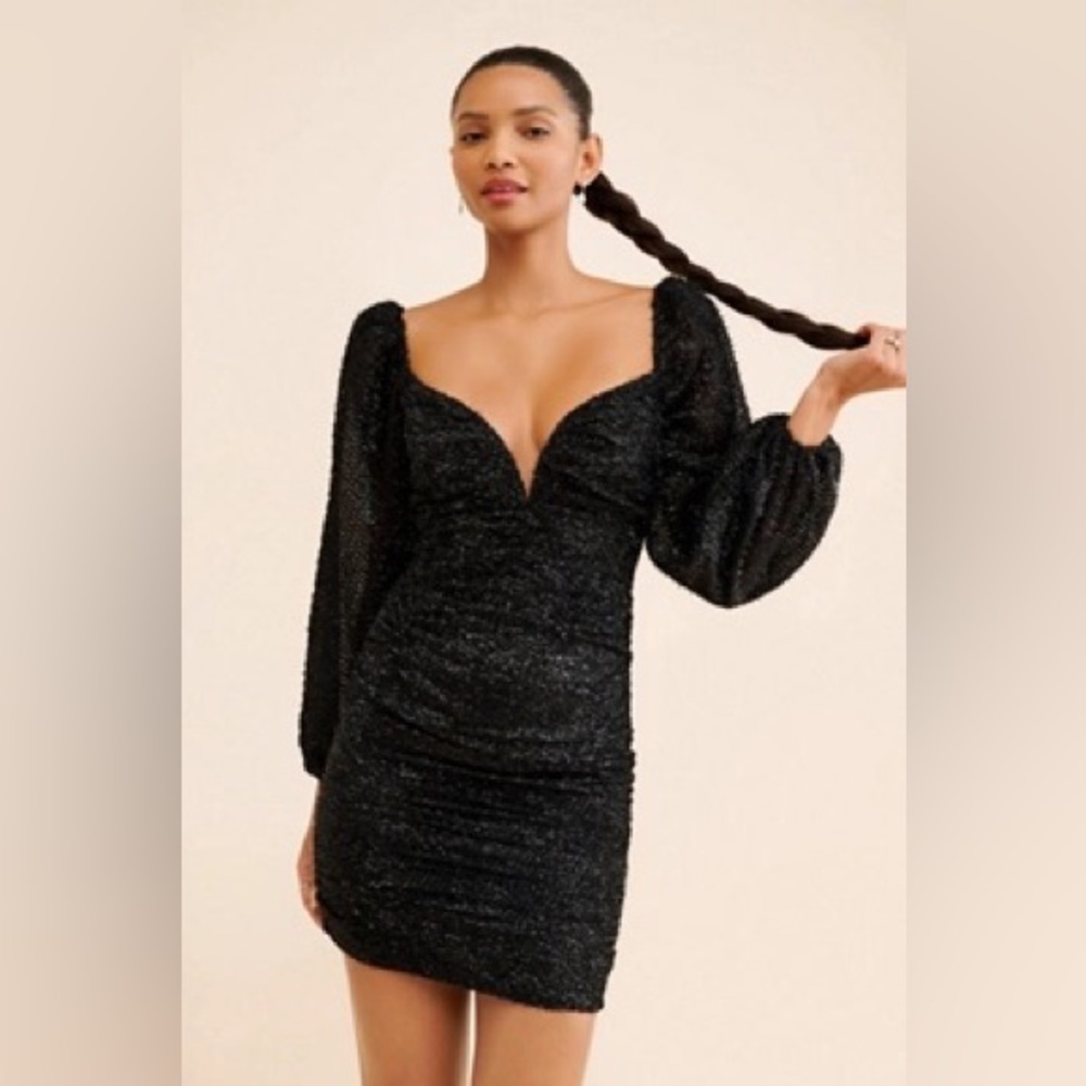 ASTR  Black Low Cut Long Sleeve Mini Dress Fringe‎ Shiny Metallic Ruched Small